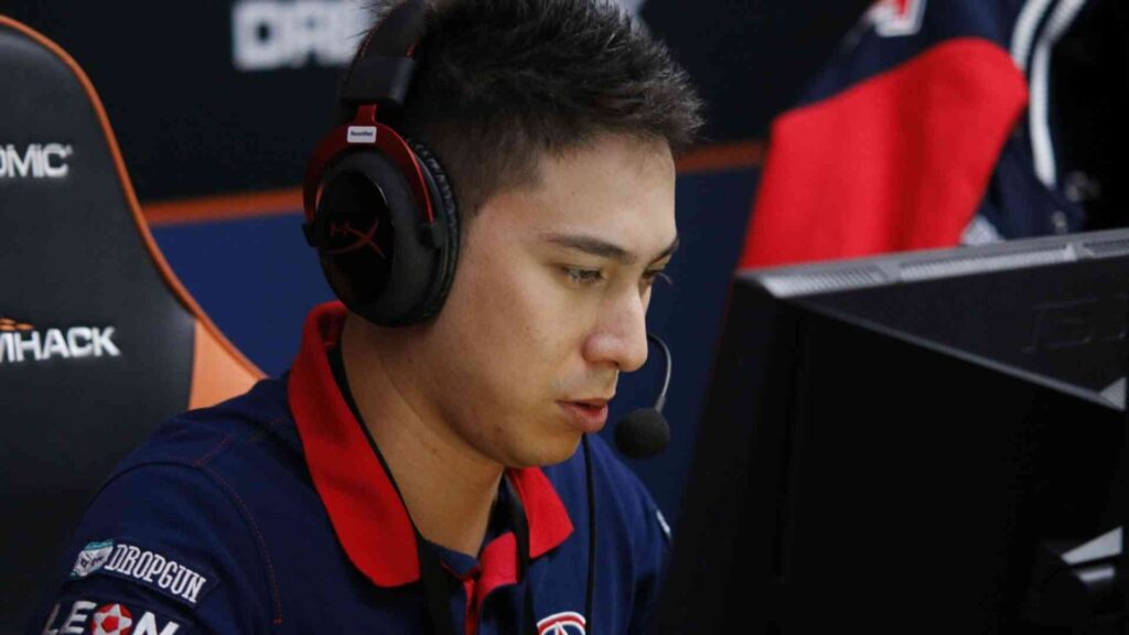 mou creates a new CS:GO team. It includes Dosya