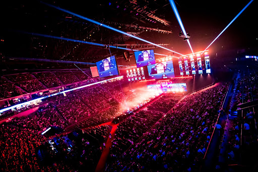 Finn 'karrigan' Andersen on screen inside the LANXESS Arena at IEM Cologne 2022 | Image: Copyright ESL | [Helena Kristiansson]