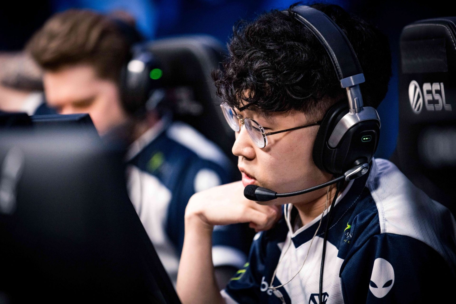 AWPer Josh 'oSee' Ohm would survive the mid-season shuffle despite his inconsistency (Image Credits: ESL | Helena Kristiansson)