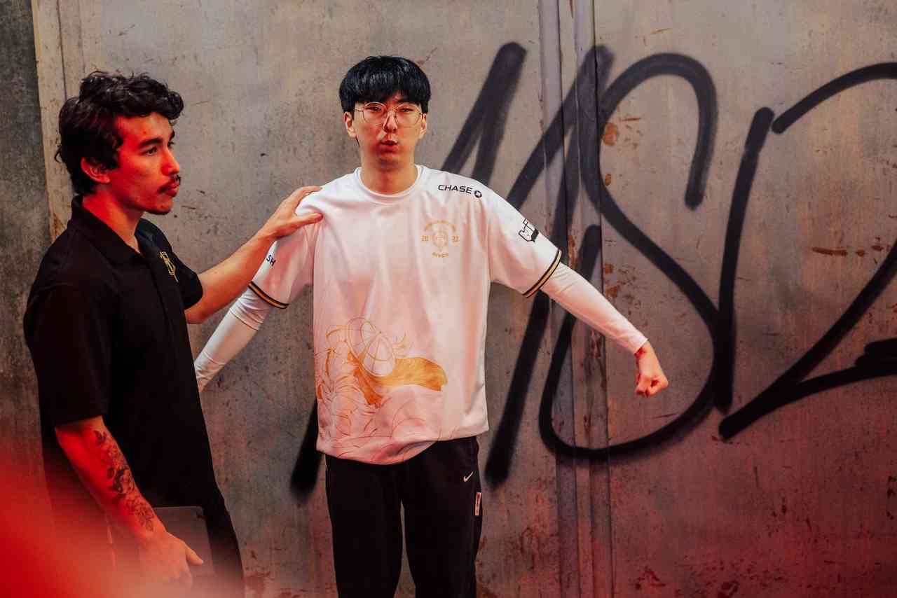 Chuz with GG jungler Kim 'River' Dong-woo during MSI 2023. Credit: Colin Young-Wolff/Riot Games