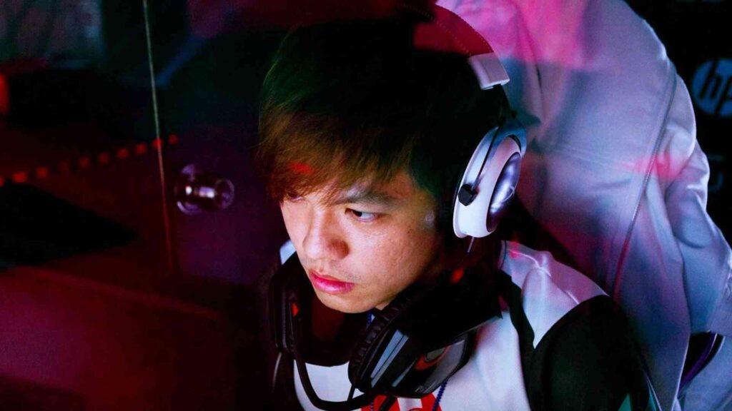 kaze Joins Rare Atom