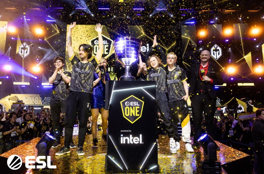 Top 5 Most Titled Dota 2 Teams for 2023 and 2024 gaming-gladiators-winning