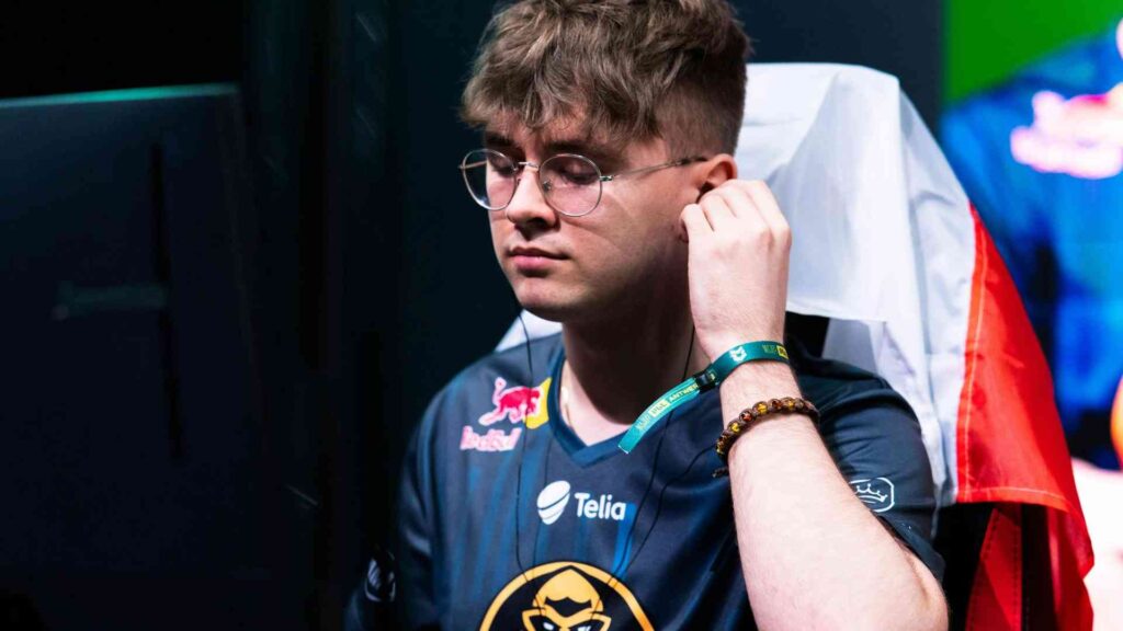 Polish Duo hades And dycha Joined Monte