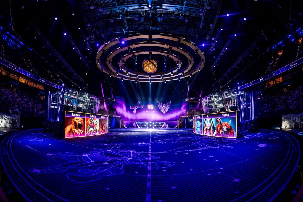 Dota 2 TI main stage