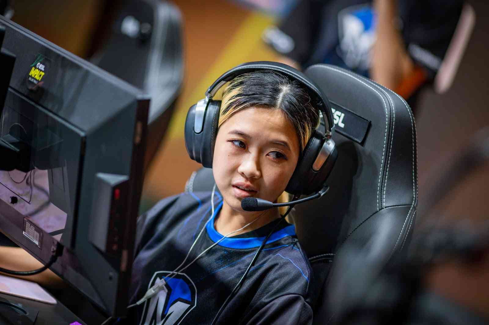 BiBiAhn as a member of Mindfreak during the Season 1 Finals