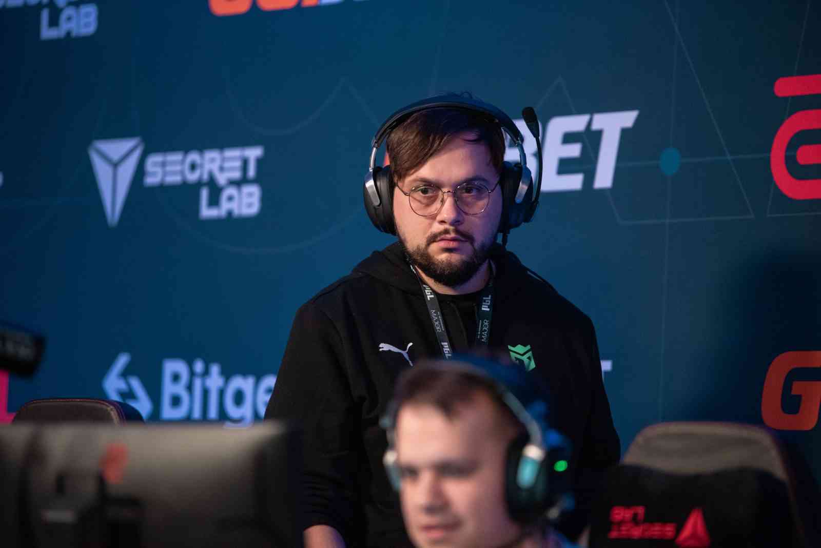 hooch with Entropiq at the PGL Stockholm Major (Credit: PGL)