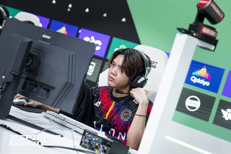 Mikoto Dota 2 player