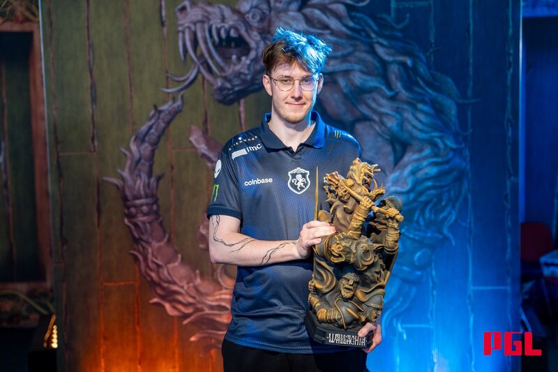 SabeRLight- lifts a trophy