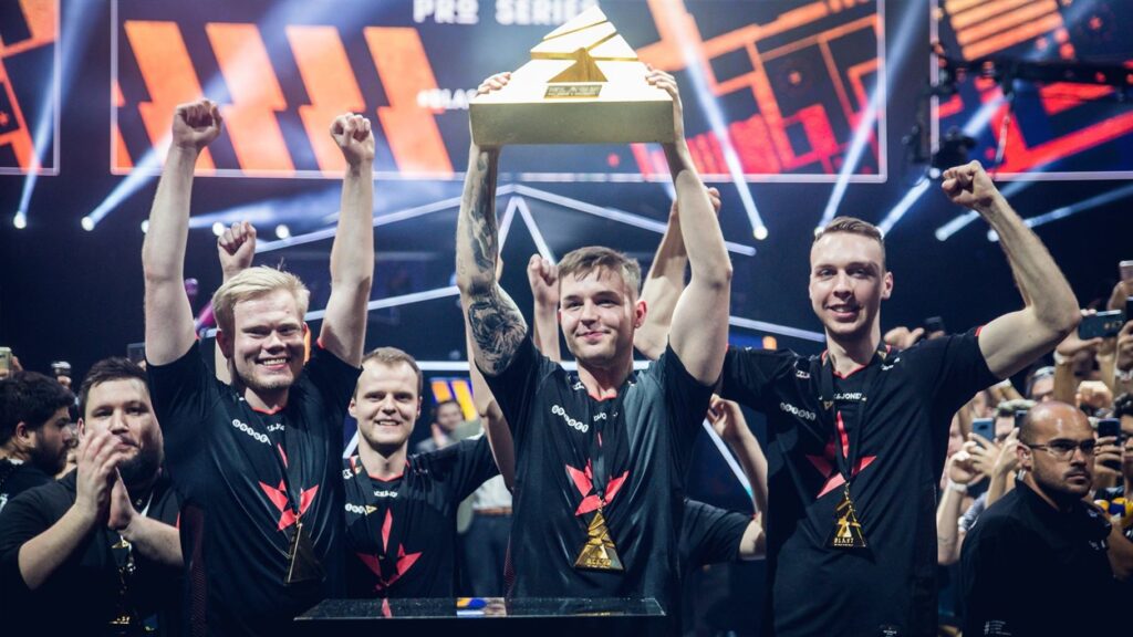 Astralis Confirms Departure of dev1ce and Magisk
